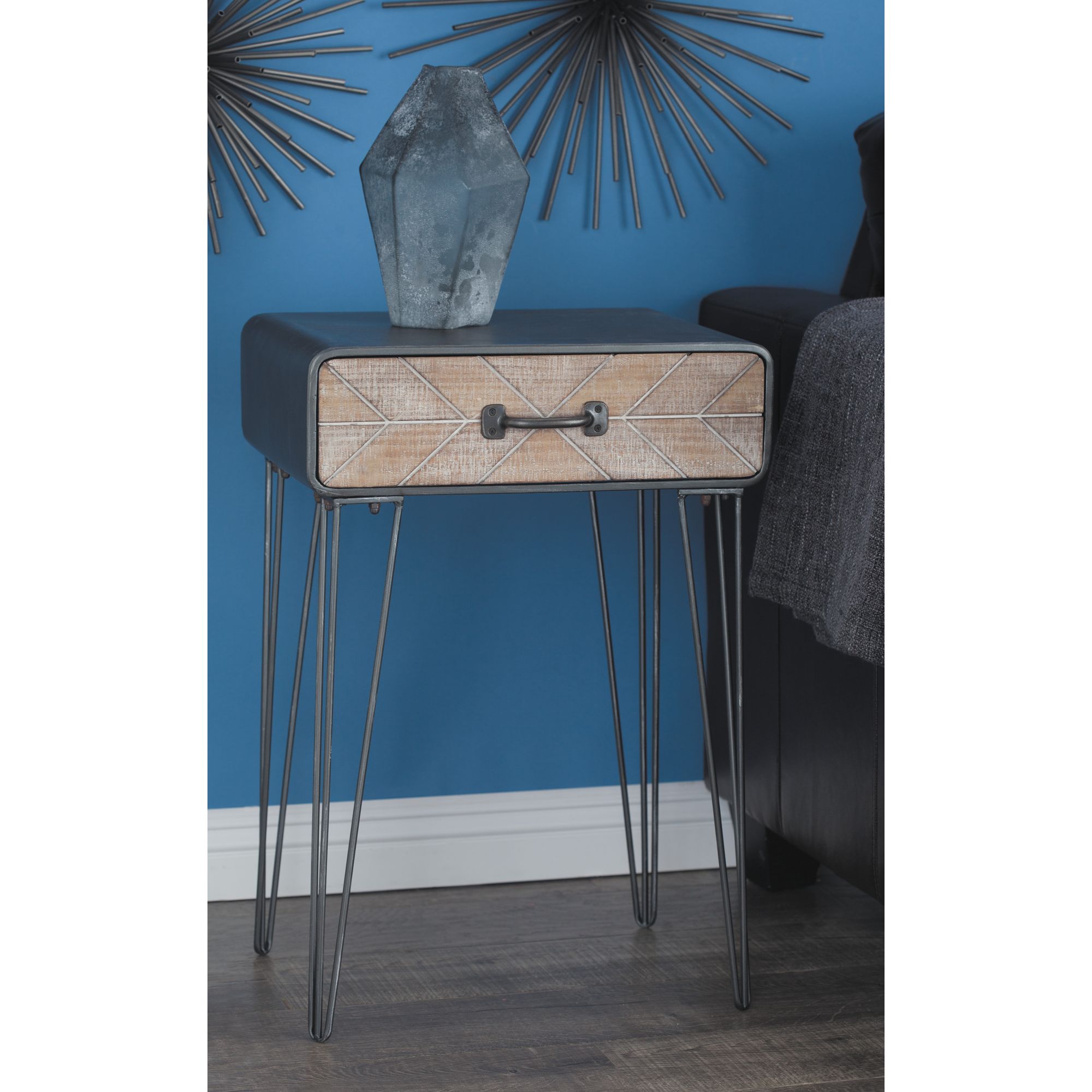 Iron Modern Accent Table